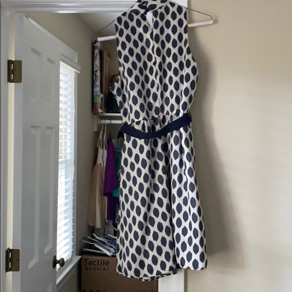 Fun dress! - Picture 3 of 4